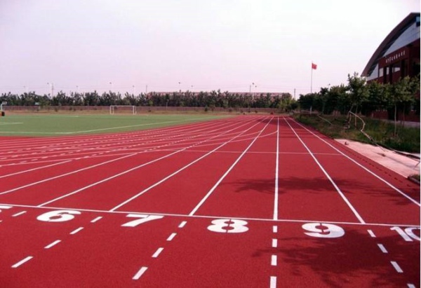 塑膠跑道主要分為哪幾類功能特點是怎樣的？
