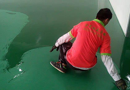 環(huán)氧防滑地坪多少錢(qián)？防靜電地板的特點(diǎn)是什么？